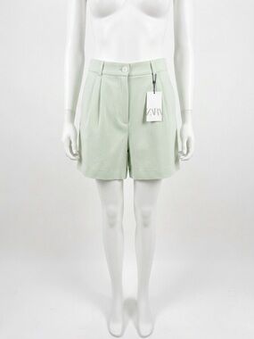 NWT ZARA High-Waisted Pleated High Waisted Shorts in Mint Green - Size XL